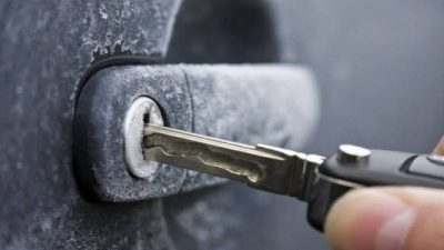 Donmuş Araba Kilidi Nasıl Açılır